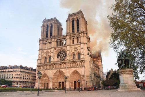 It is thought that the fire started accidentally and could be linked to renovation works at the cathedral / Twitter.com/Ministère de l'Intérieur