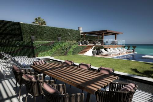 The Royale Residence features an infinity pool and a sun deck / Le Blanc Spa Resort Los Cabos 