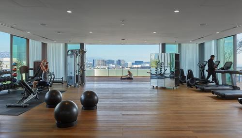 Almost 30 per cent of respondents to Collier's research said they would pay more for a rooftop gym / Benny Chan/SOM