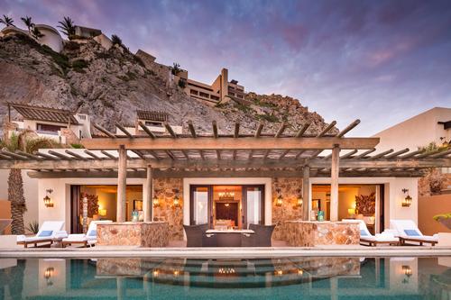 A beachfront suite at the resort / Hilton