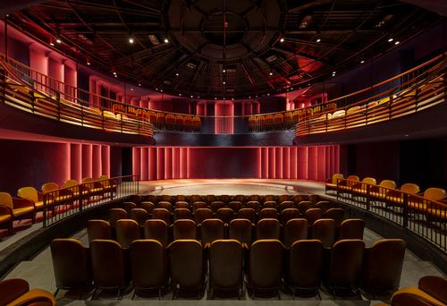 The cylindrical auditorium can revolve 270° at both stall and balcony level / SODA Studio