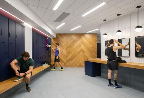 Softer tones in the locker rooms make for a calmer, more relaxed ambience / Rafael Soldi