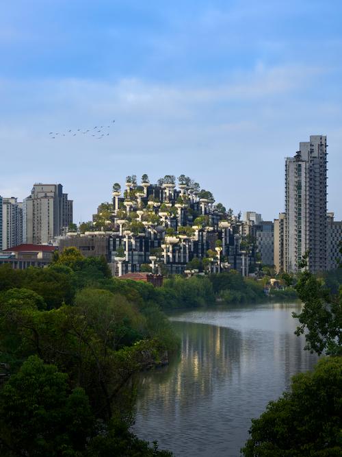 1000 Trees is scheduled to be completed in 2020 / Qingyan Zhu