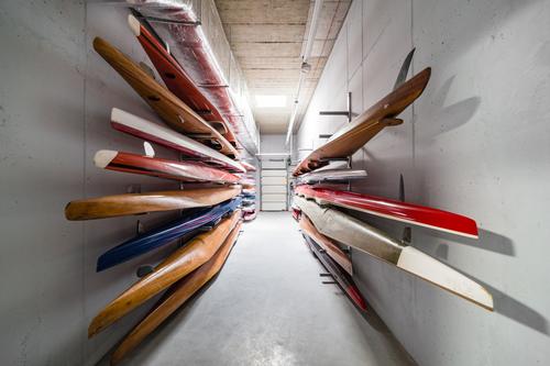 There is also space for storing canoes and equipment in the hub building / Bartosz Dworski