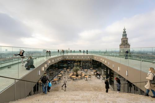 The roof terrace provides panoramic views out of over the city / Marcel van der Burg