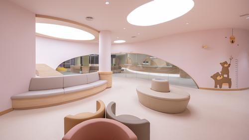 Soft, climbable furnishings contribute to the playground theme / Ketsiree Wongwan