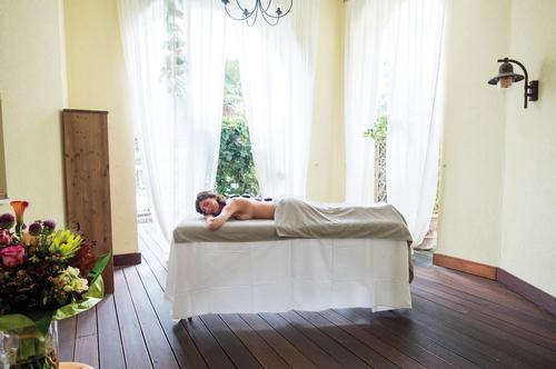 The programme features daily Kneipp experiences, both Kalari and Colour Healing massages and Anmo Tuina sessions