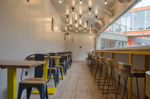 Inside, there is a selection of seating types / Rahul Jain