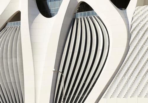 The tower reflects Zaha Hadid Architects' curved and fluid approach to architectural form / Hufton+Crow