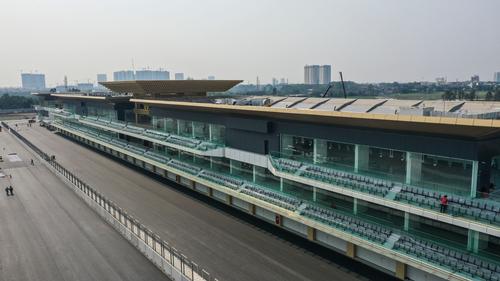 The completion of the circuit following the recent completion of its 300m (984-ft)-long pit building
