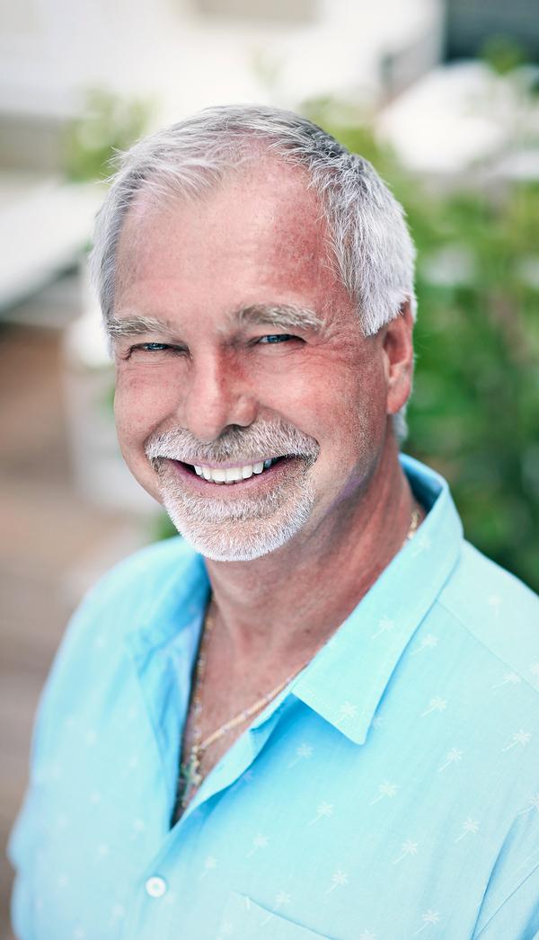 Summit co-chair Tony de Leede brought an uplifting spirit to the event