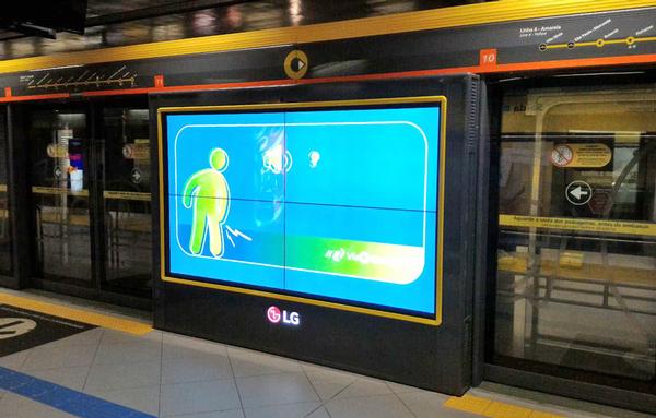 Subway door sensors detecting passenger statistics can inform targeted advertising
