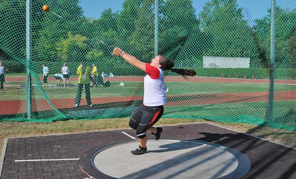 The specification for throwing cages was redefined due to a near-miss incident / © shutterstock/muzsy