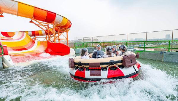 Whitewater’s spinning rapids ride is a new addition to Haichang Polar Ocean World