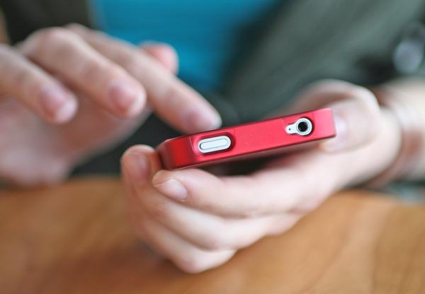 Many sports clubs are now developing their own apps / © shutterstock/D. Hammonds