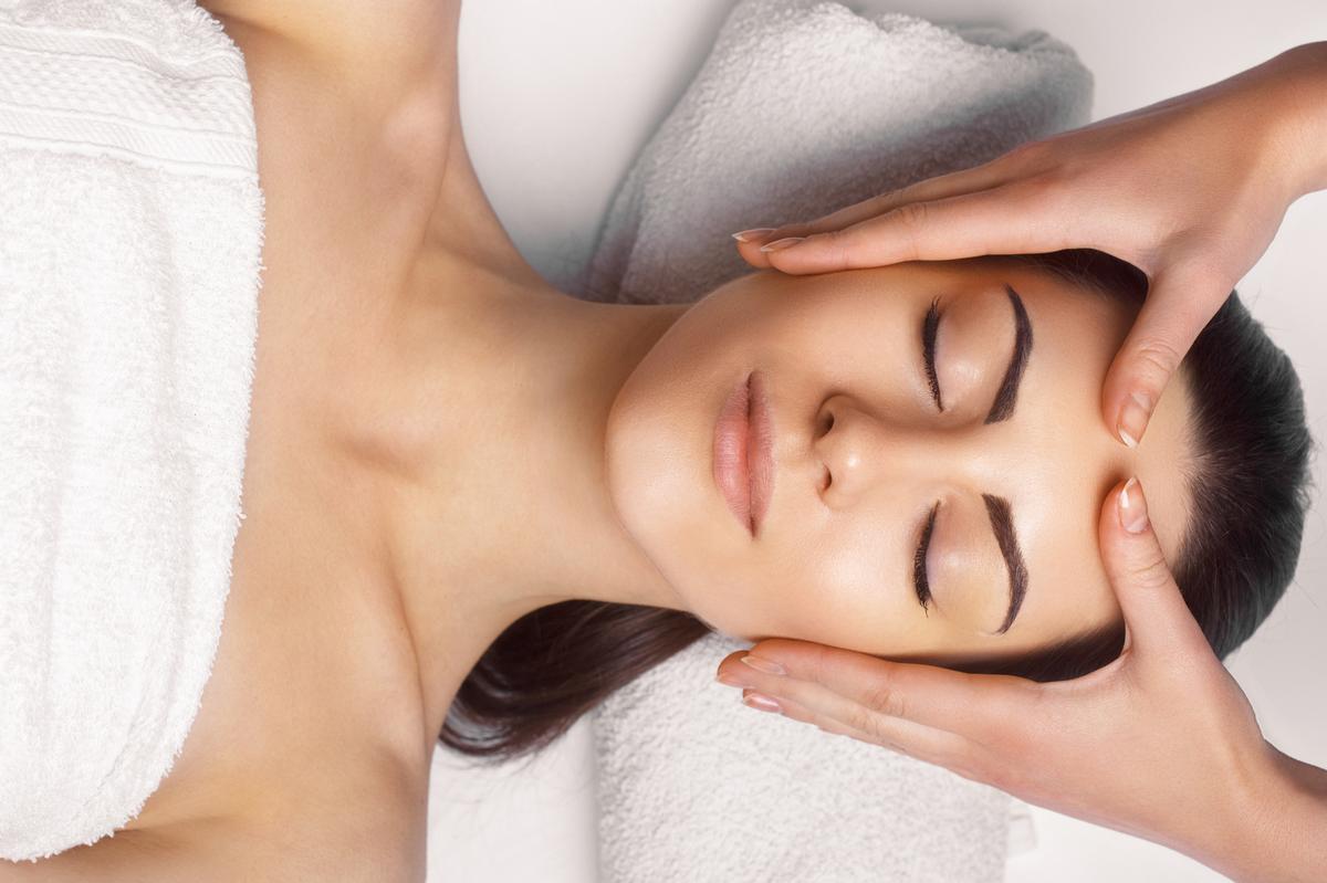 The treatments feature safe techniques and are designed to reduce stress and promote inner peace / Shutterstock