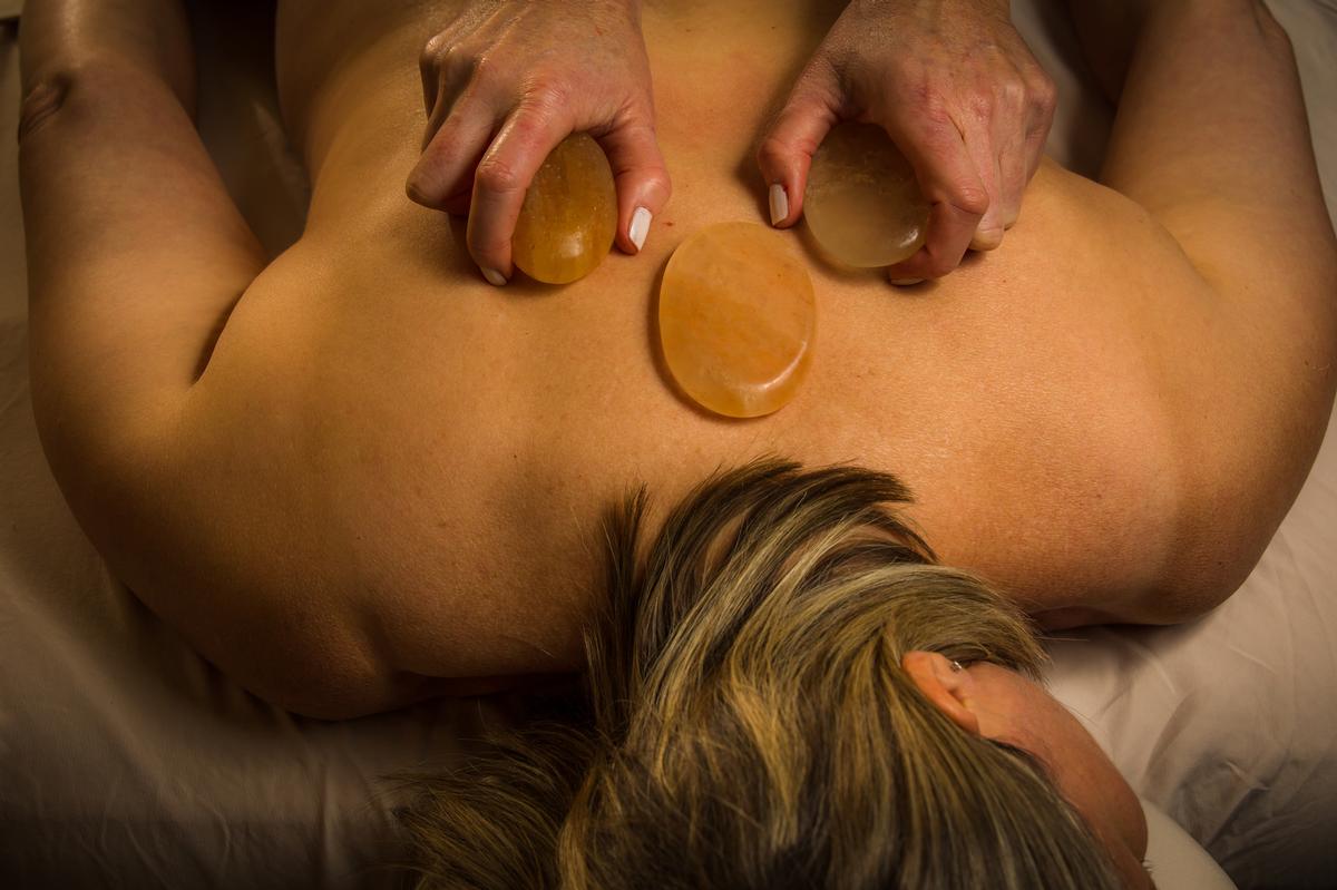 The Spa at Cliff House uses Saltability's pure Himalayan salt stones in its adaptable, seasonal treatments / 