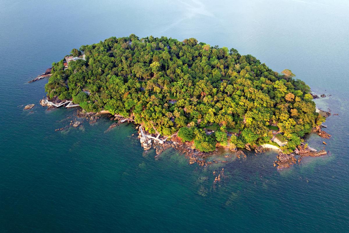 The resort is located on a private island in southern Cambodia / 