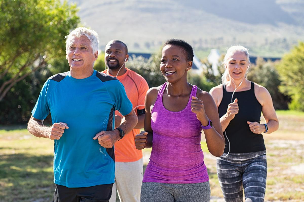 The research showed that regular runners had a 27 per cent lower risk of early death through any cause / Shutterstock The research showed that regular runners had a 27 per cent lower risk of early death through any cause / Shutterstock