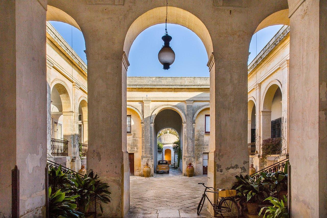 Palazzo Daniele is housed in an aristocratic townhouse that was built in 1861