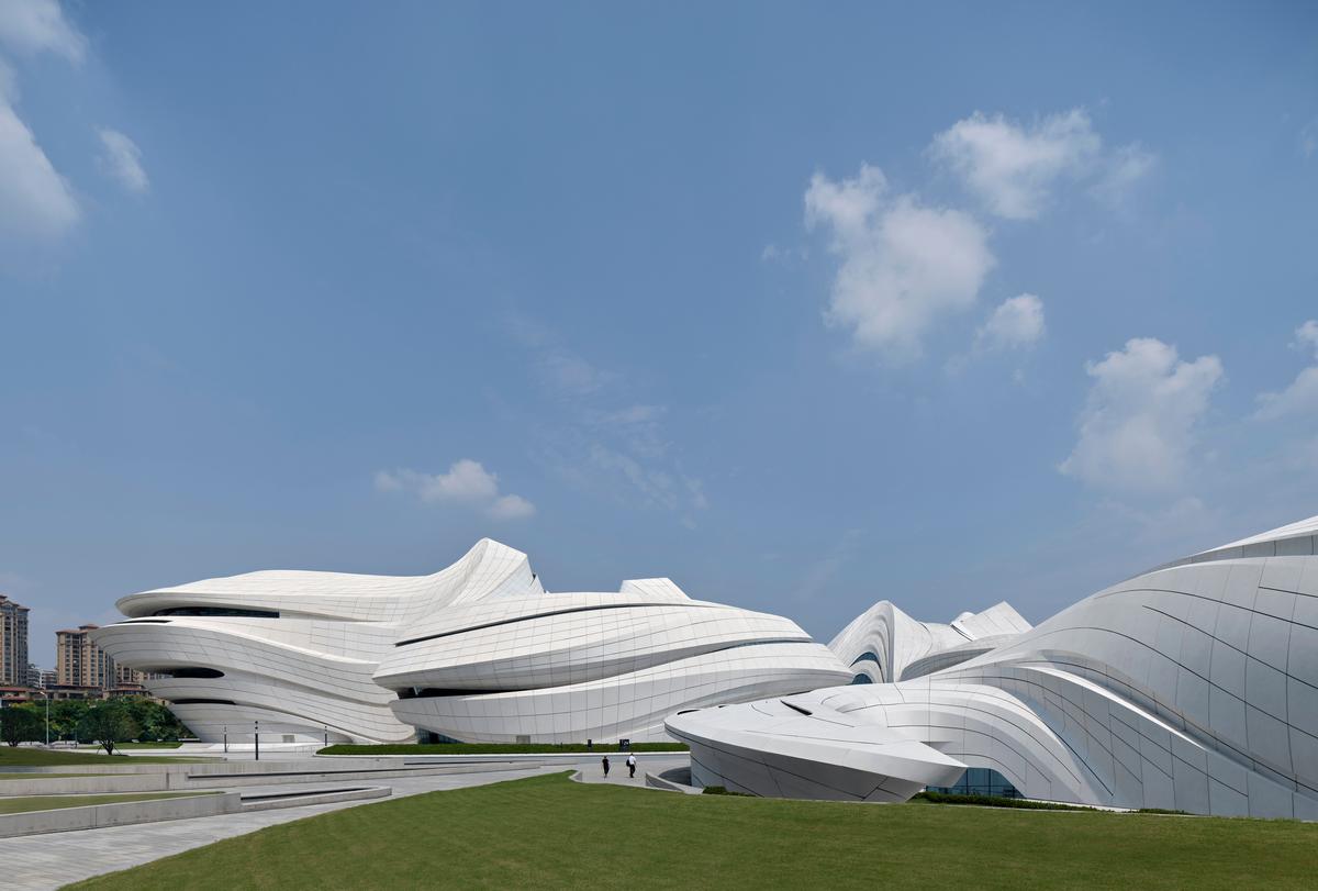 the centre was designed by Zaha Hadid Architects / Virgile Simon Bertrand