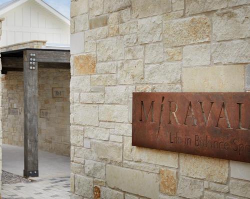 Conceptualised by renowned designer Clodagh, the Life in Balance Spa at Miraval Austin draws inspiration from the surrounding Balcones Canyonlands Preserve