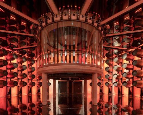 The Macalan: The visitor experience progresses through a sequence of spaces that follow the production story of the whisky / Joas Souza
