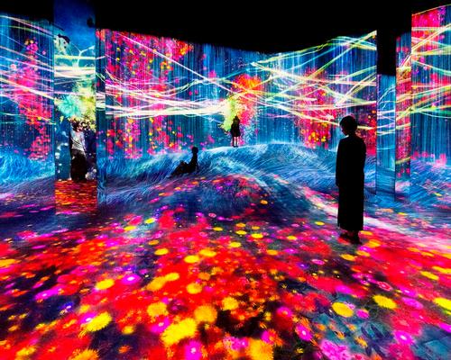The 6,600sq m (71,000sq ft) destination is described as an intricately-structured three-dimensional space / Exhibition view of teamLab Borderless Shanghai, 2019, Shanghai © teamLab, teamLab is represented by Pace Gallery