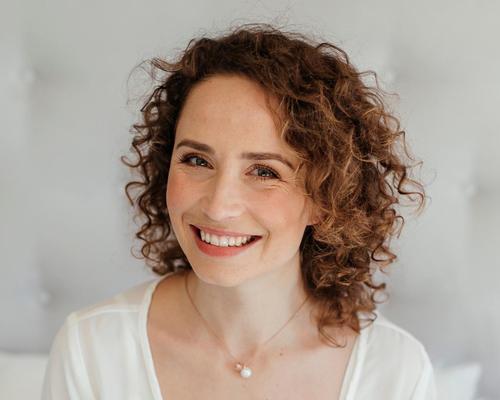 Sandra Laznik will close the series, blending science with spirituality.